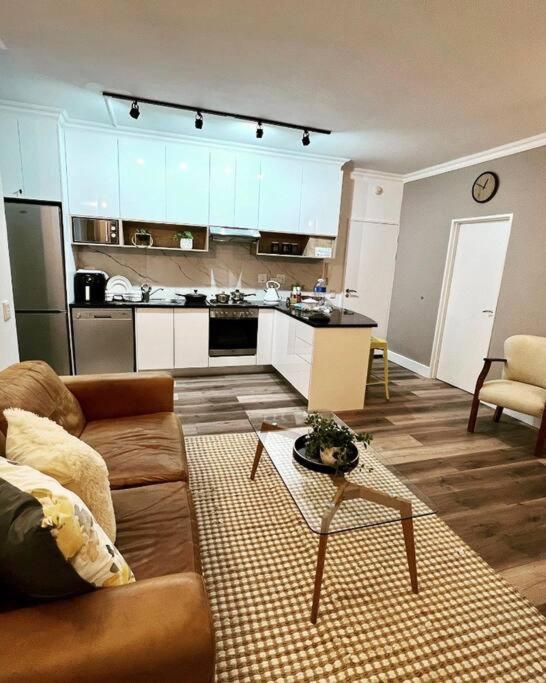 Modern, Trendy And Comfortable 2 Bedroom Apartment In Cape Town Luaran gambar