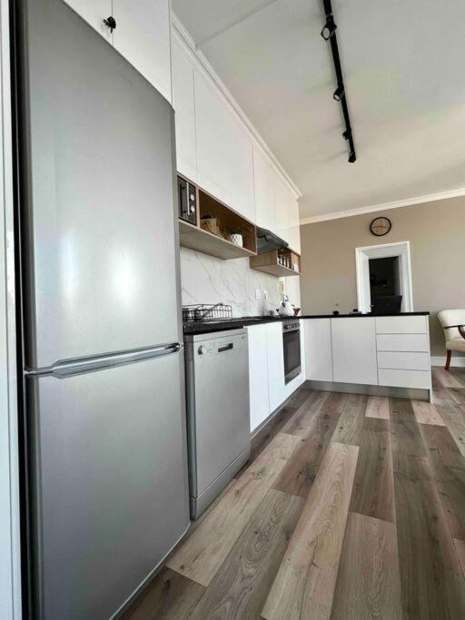 Modern, Trendy And Comfortable 2 Bedroom Apartment In Cape Town Luaran gambar
