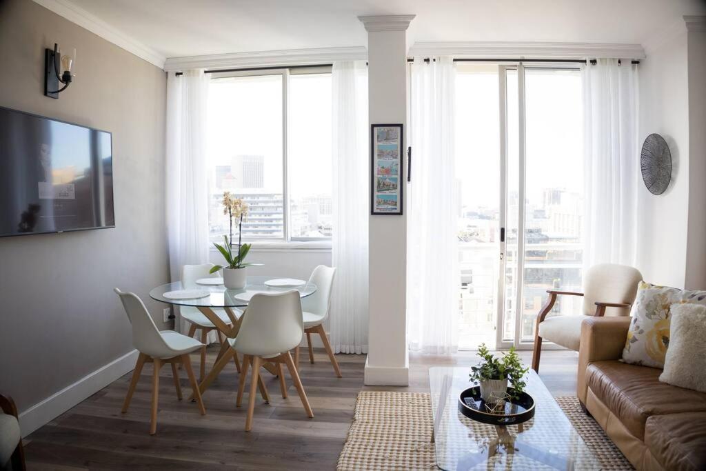 Modern, Trendy And Comfortable 2 Bedroom Apartment In Cape Town Luaran gambar