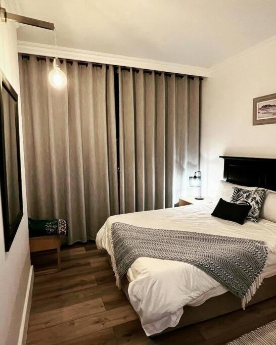 Modern, Trendy And Comfortable 2 Bedroom Apartment In Cape Town Luaran gambar