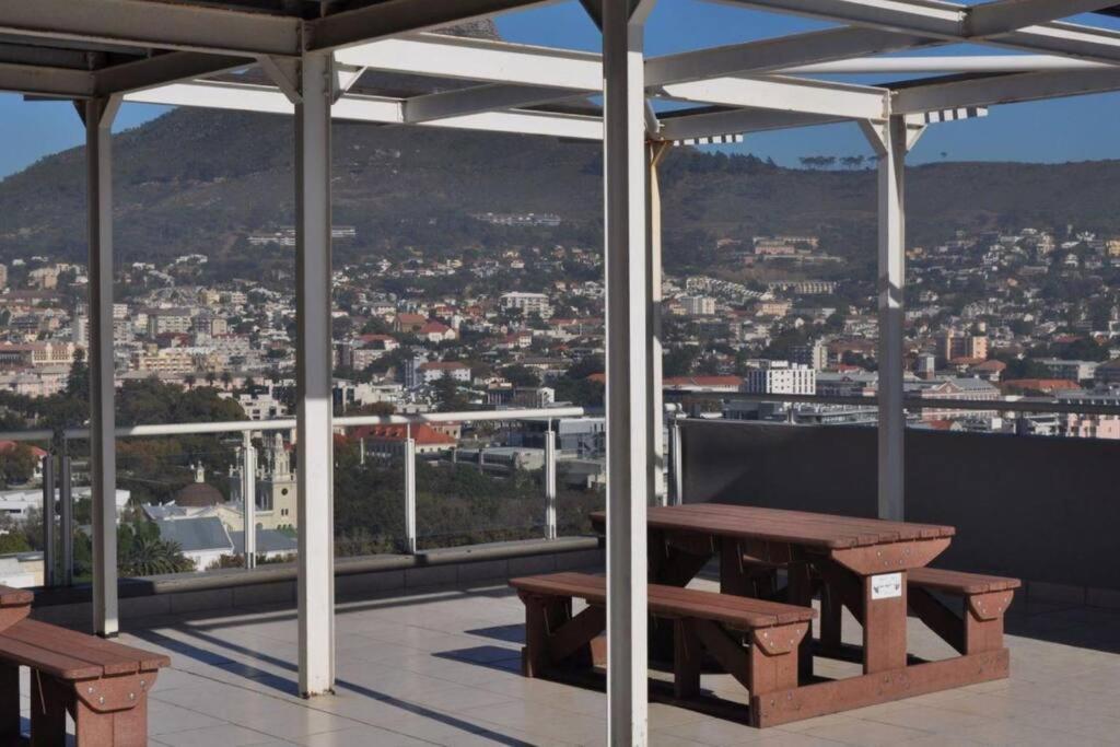 Modern, Trendy And Comfortable 2 Bedroom Apartment In Cape Town Luaran gambar